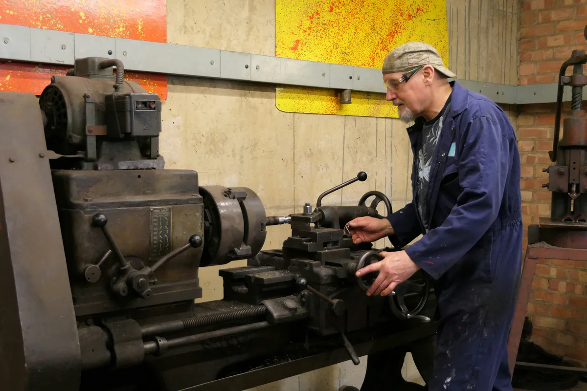 SAFETY TALKS a cura di Claudio Delaini: Aggiornamento per dirigenti. Come gestire il manuale d'uso e manutenzione dei macchinari.